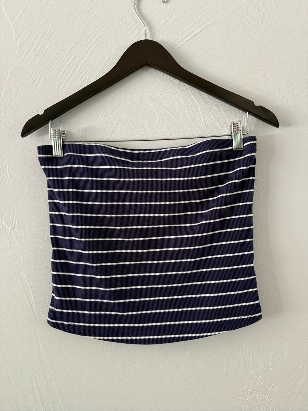 A New Day Navy White Stripe Ribbed Tube Top Size Medium Stretch Strapless